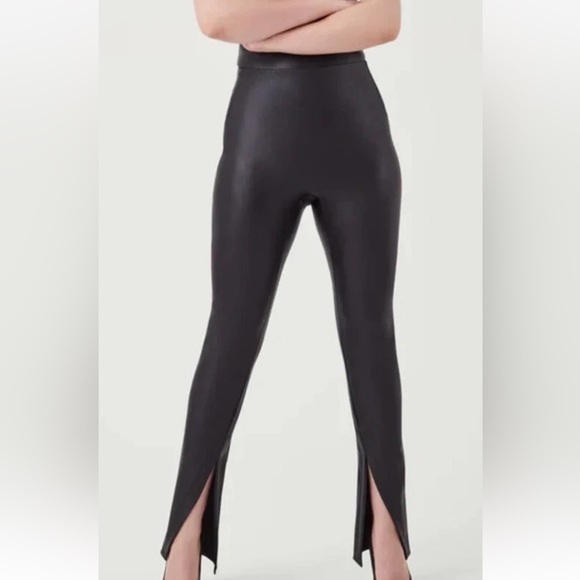 Spanx Vegan Leather Like Front Slit Pants - 20526R - Black - Large NWT - Picture 1 of 5